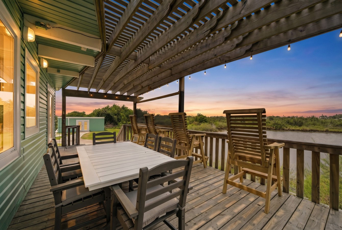 Book today and come relax on the charming porch