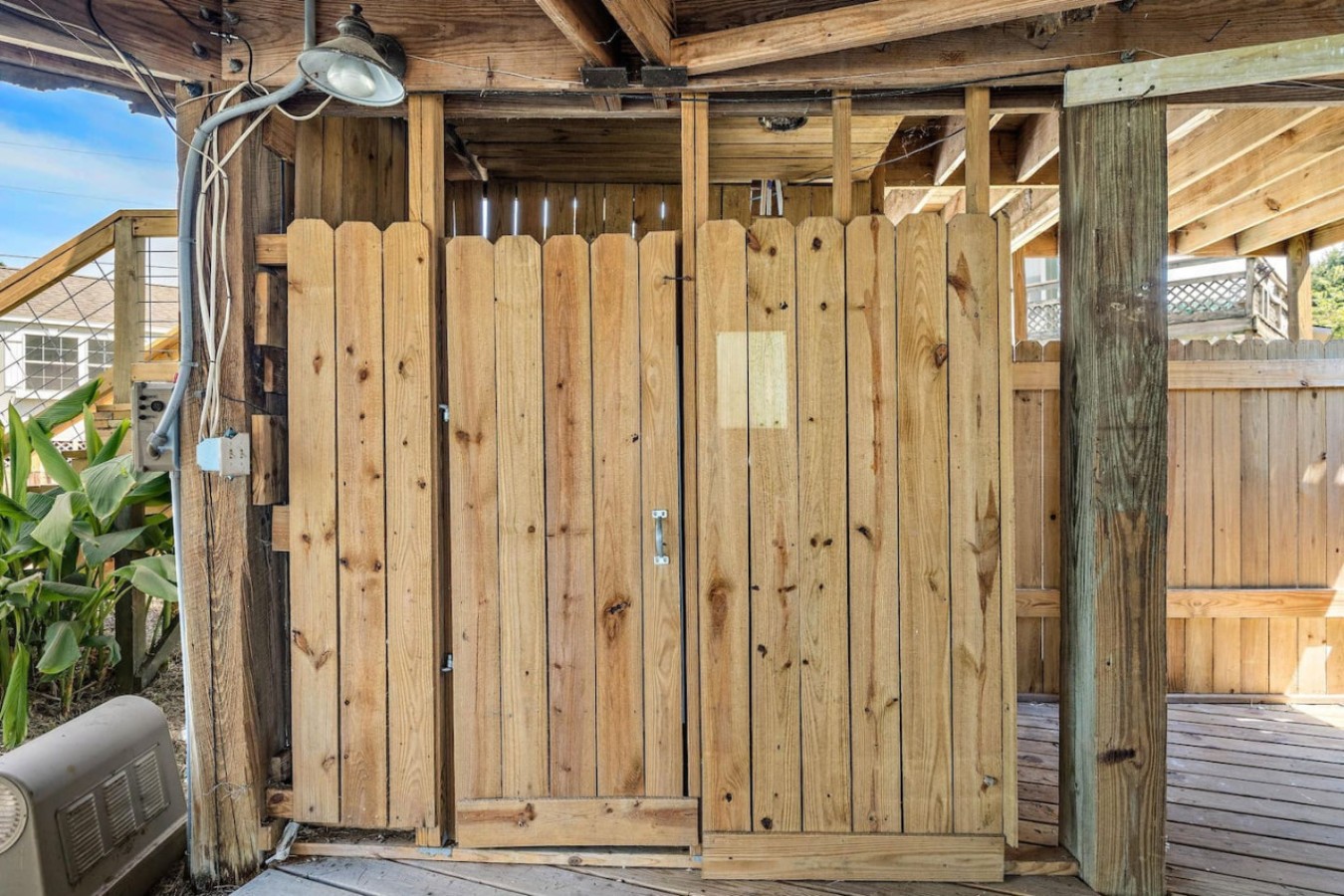 Enjoy the fresh air with a relaxing outdoor shower