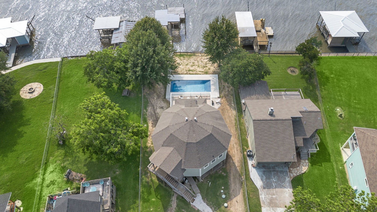 The Dome Haus, a 3-bedroom BeachBox rental in Livingston, TX