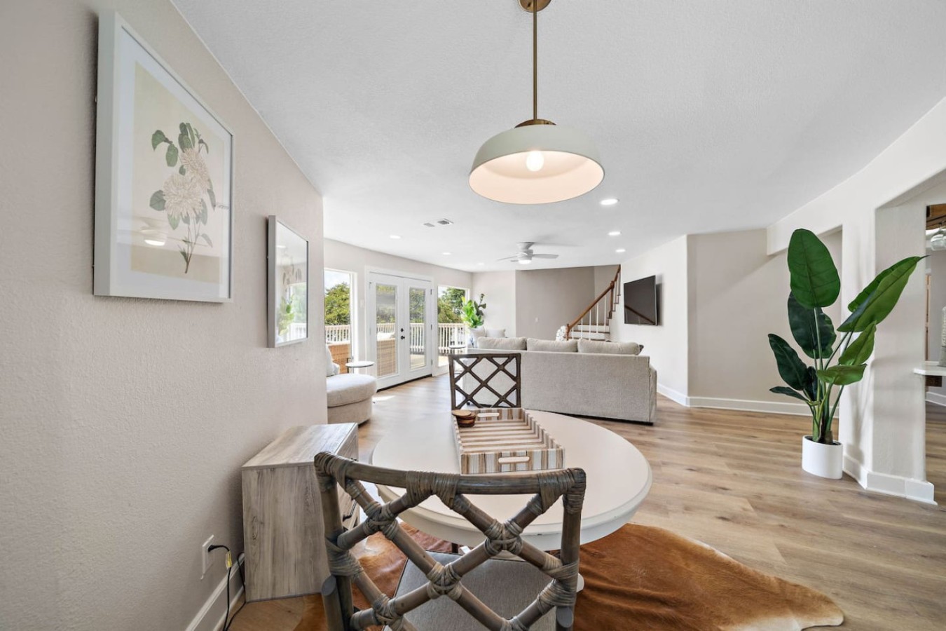 This dining area is located off the kitchen
