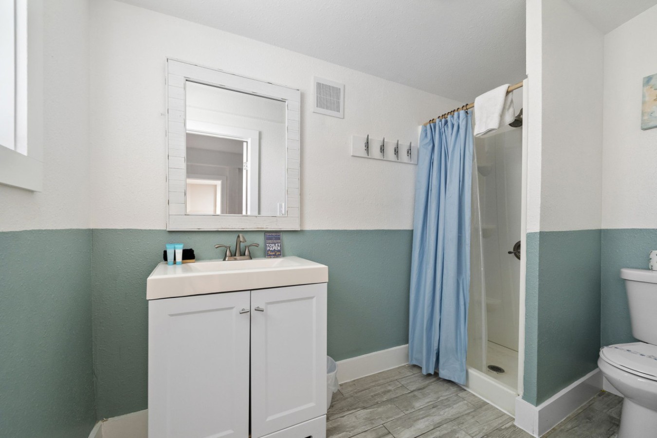 Feel pampered in this beautiful bathroom