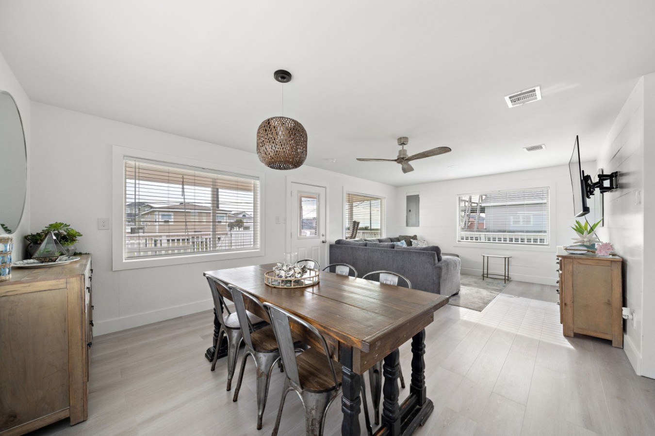 Another angle of the dining area