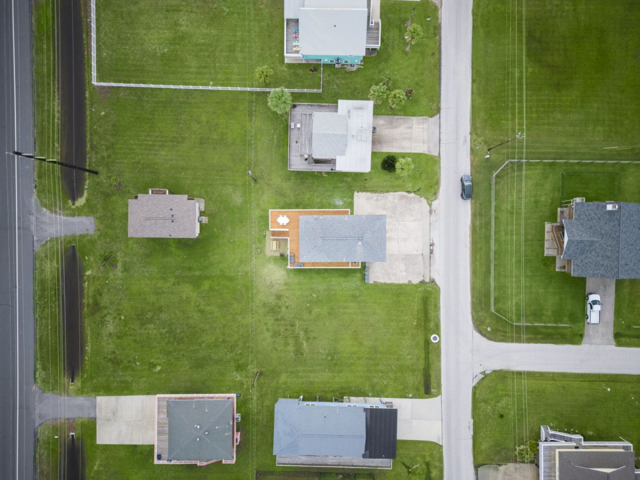 Experience the magic of Galveston in this beautiful property