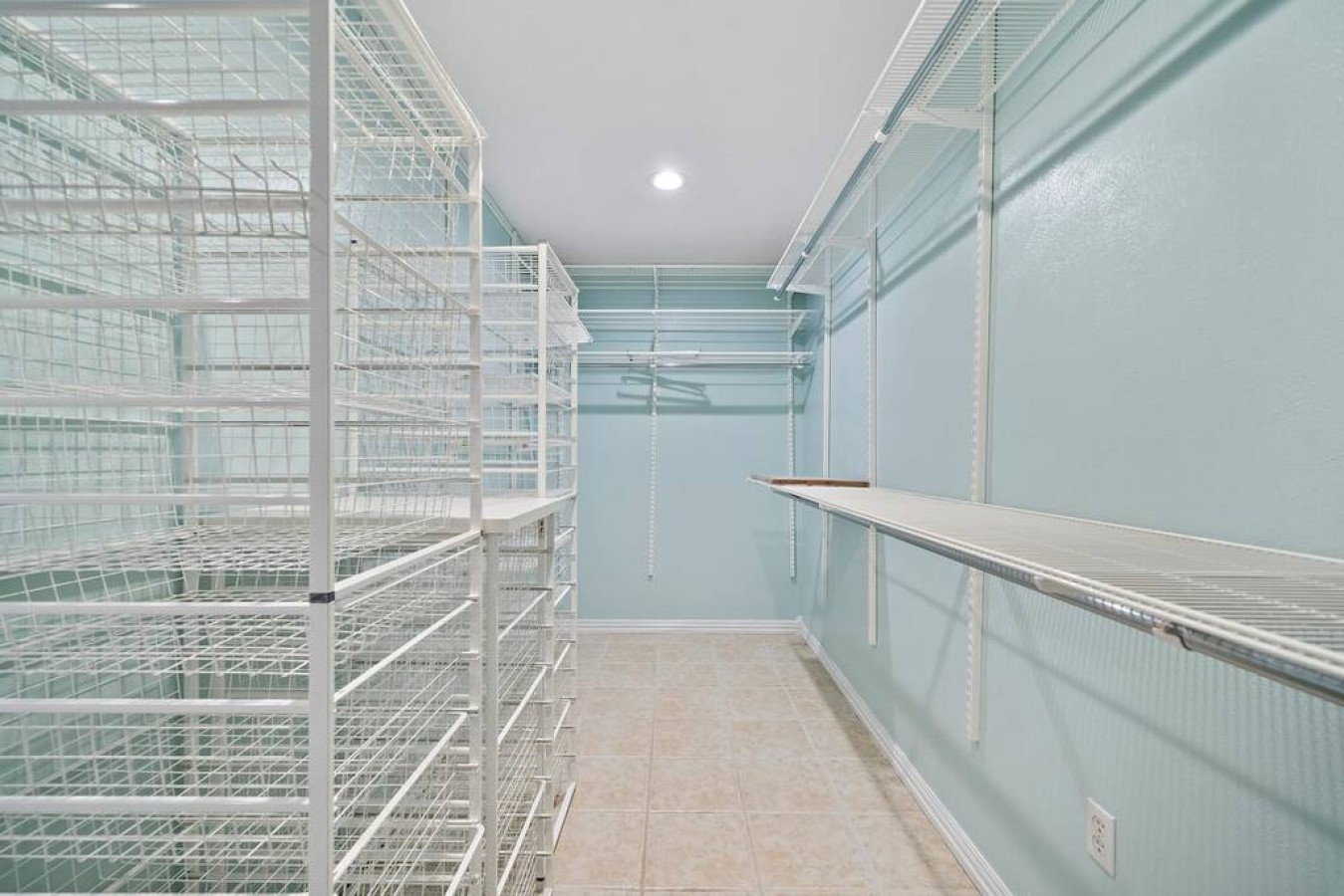 Spacious and versatile storage area