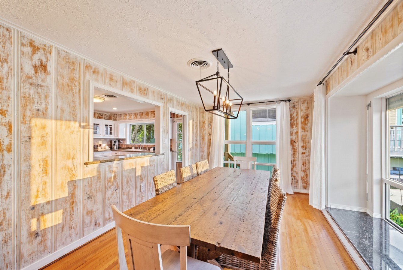 Another angle of the dining area
