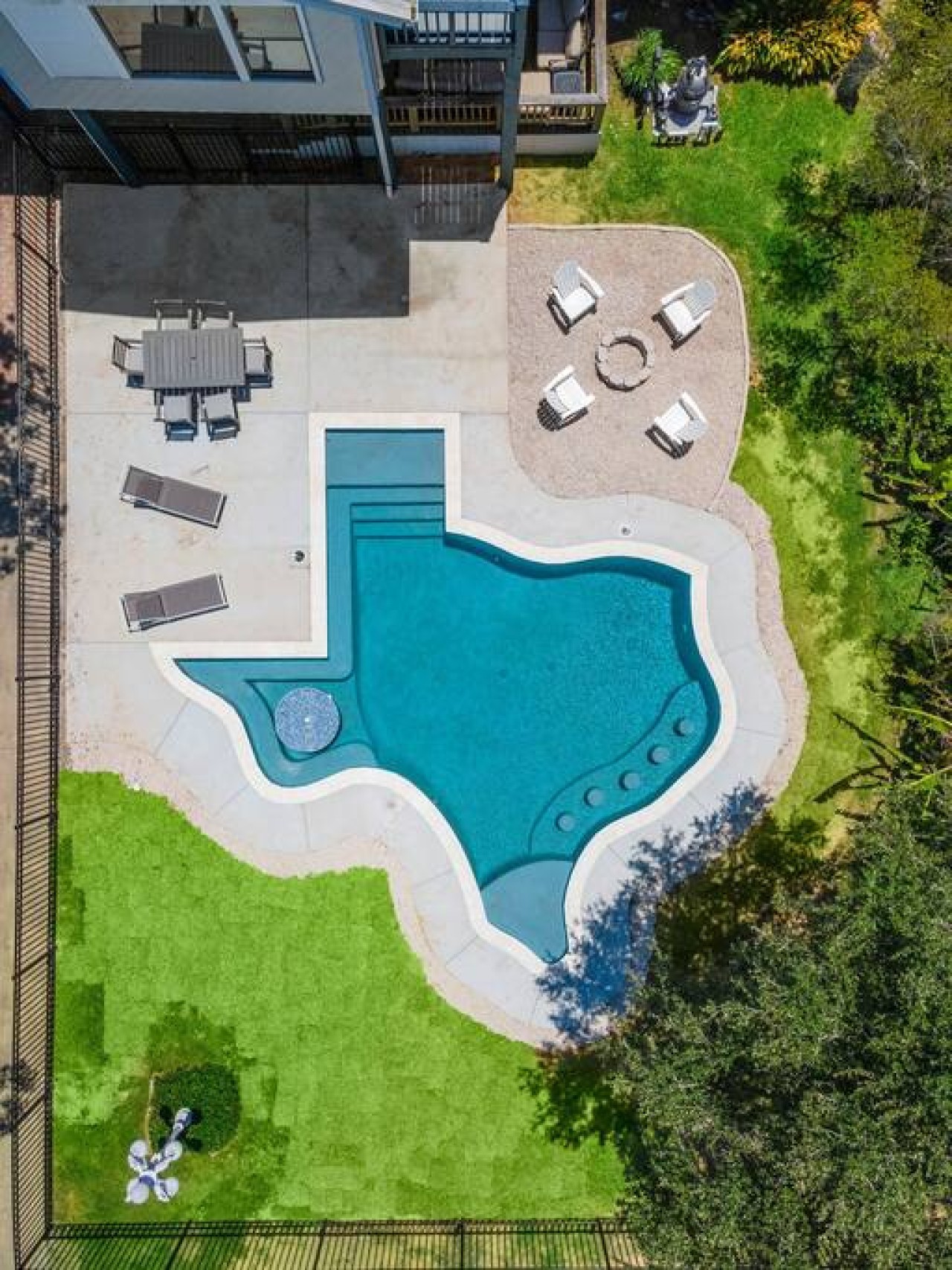Another angle of the pool