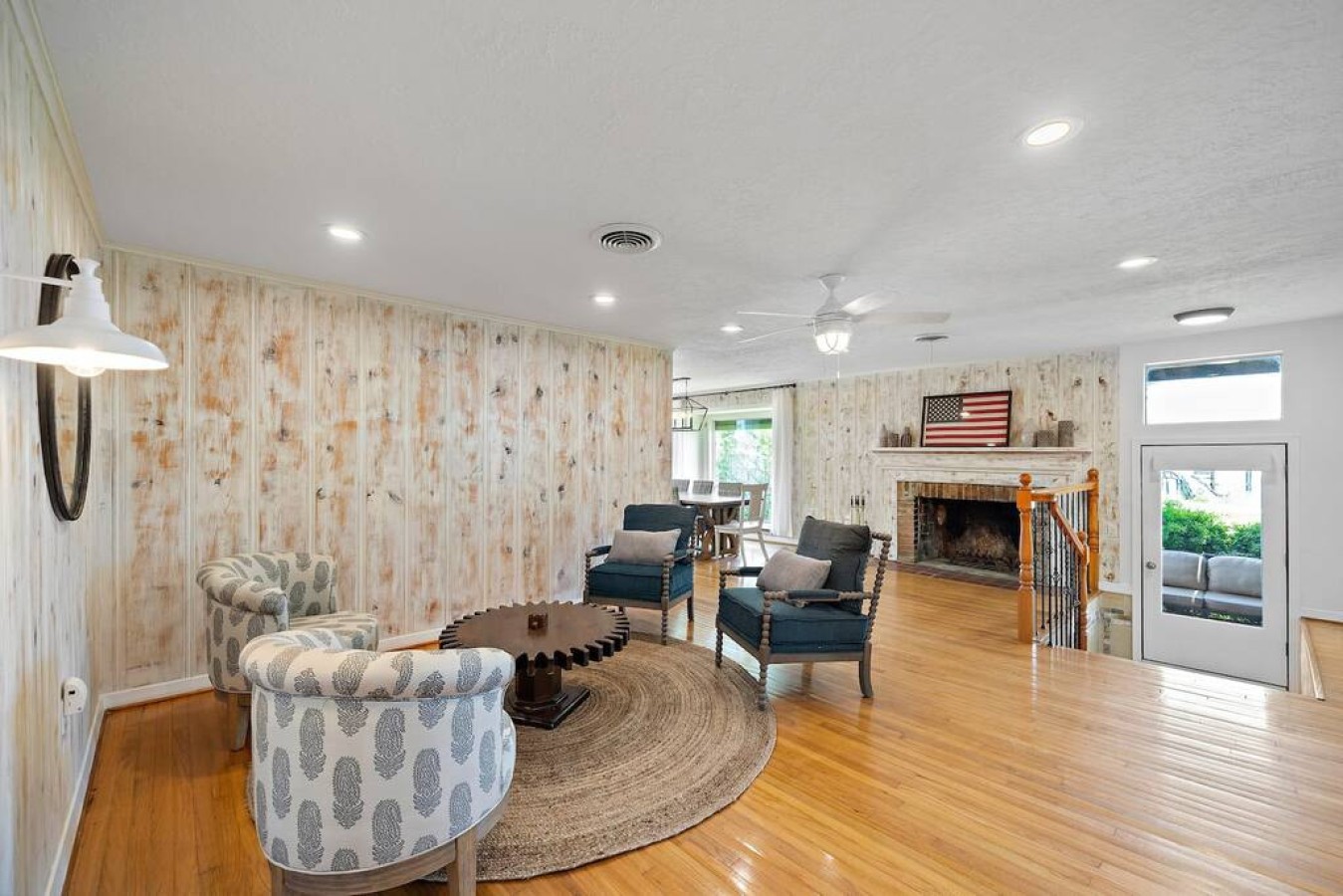 This is a secondary living room area to enjoy