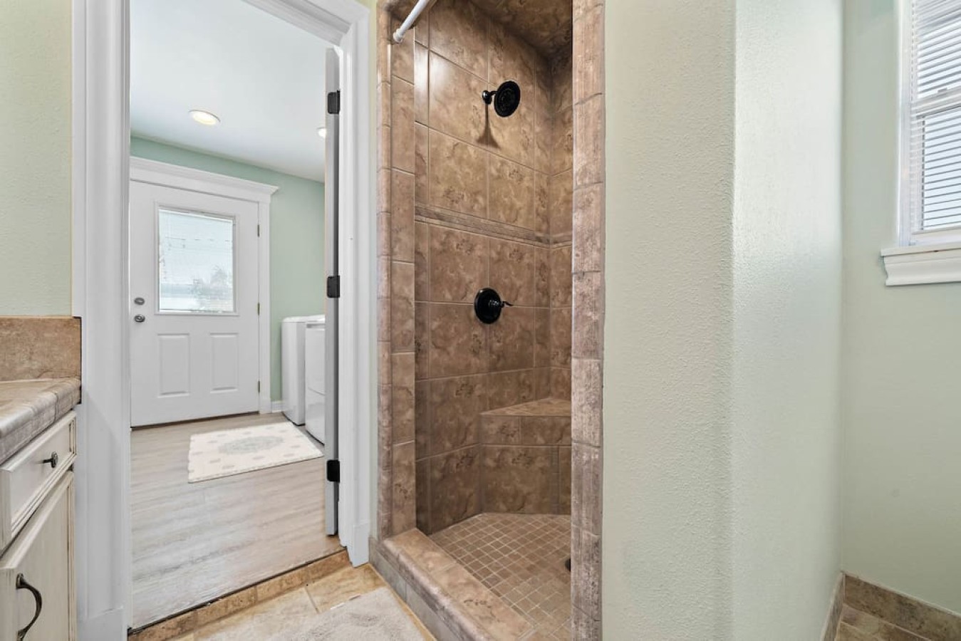Another angle of the bathroom
