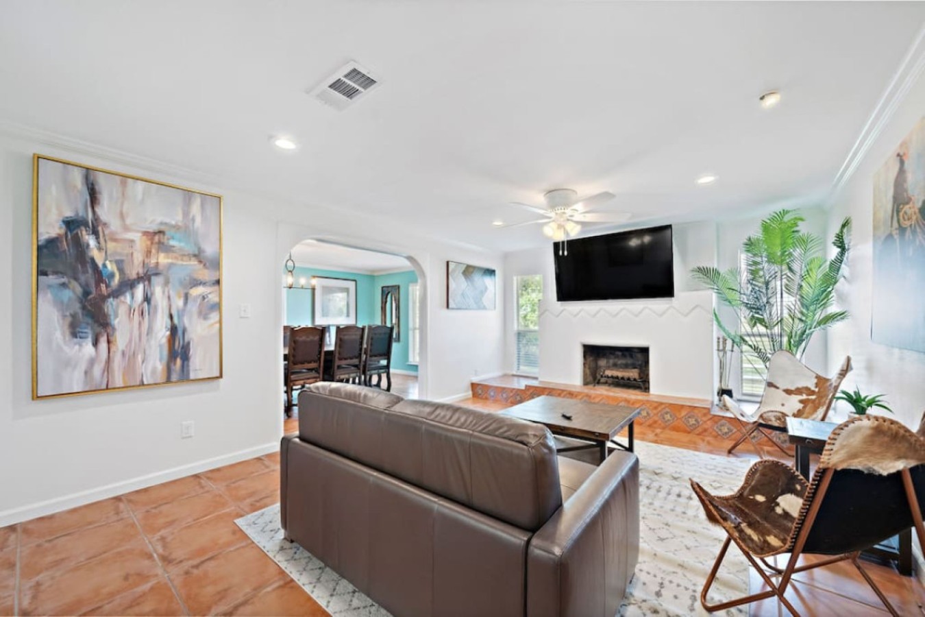 Space to relax and unwind in this cozy retreat