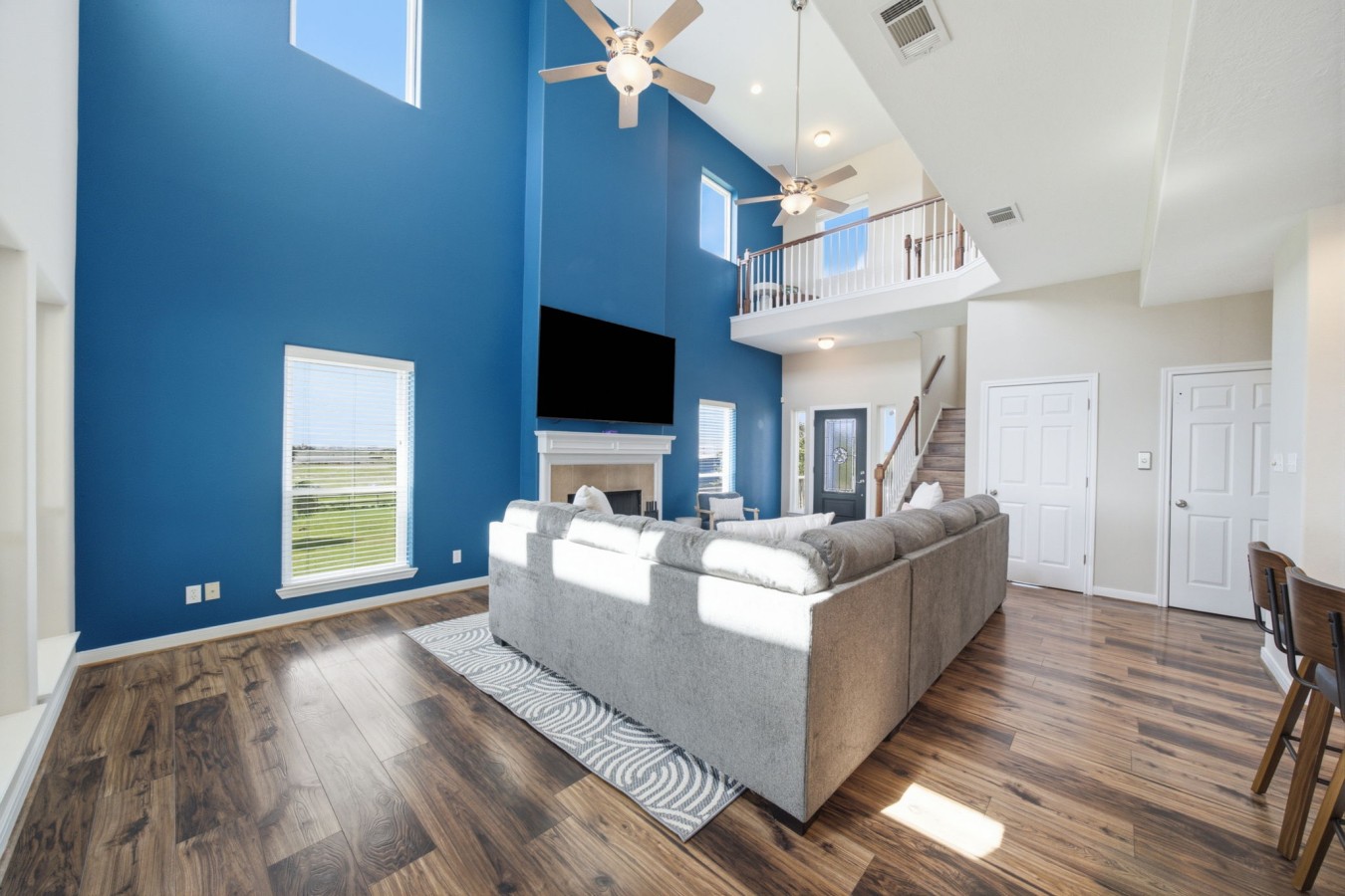 Space to relax and unwind in this cozy retreat