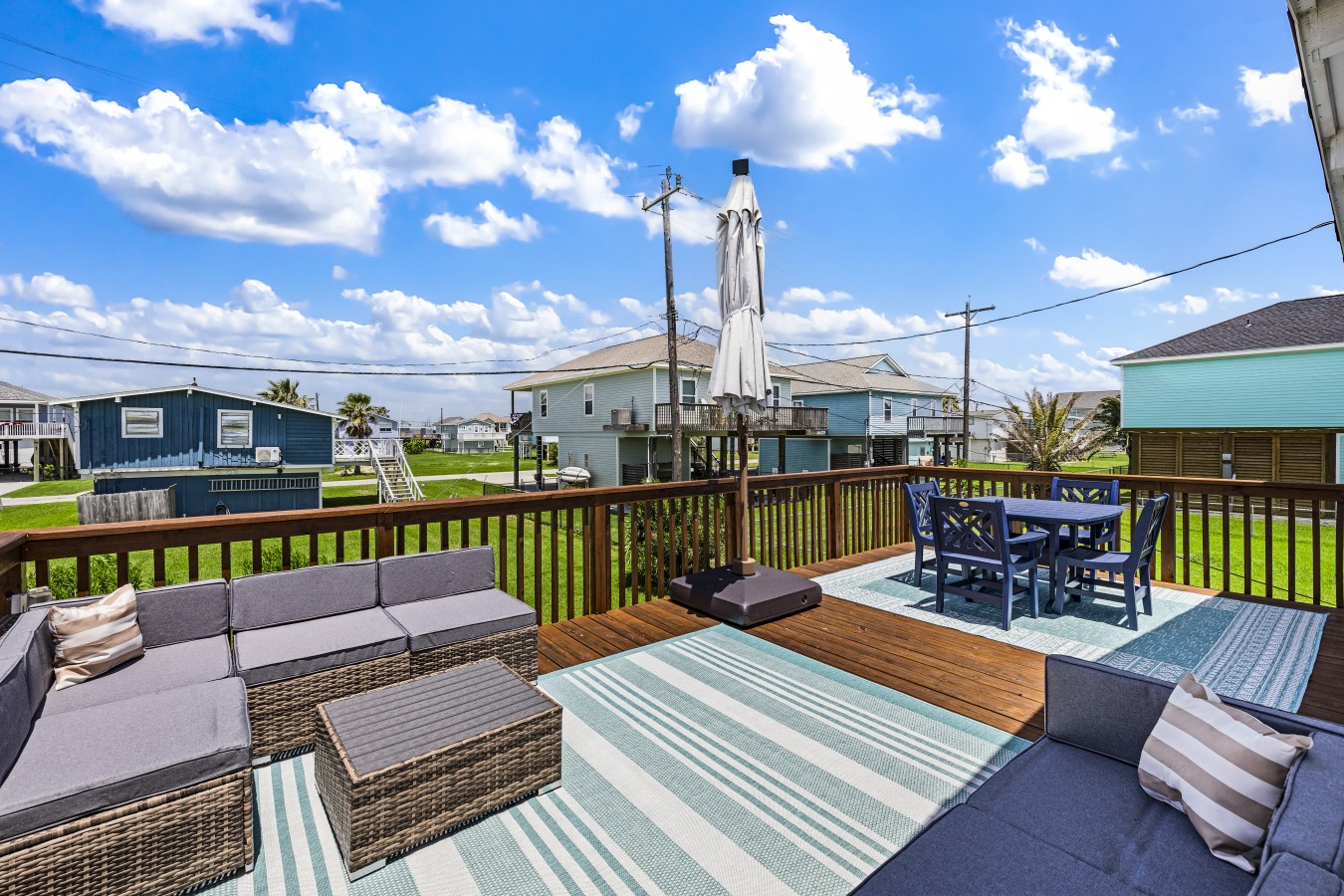 Relax & unwind on this spacious outdoor deck