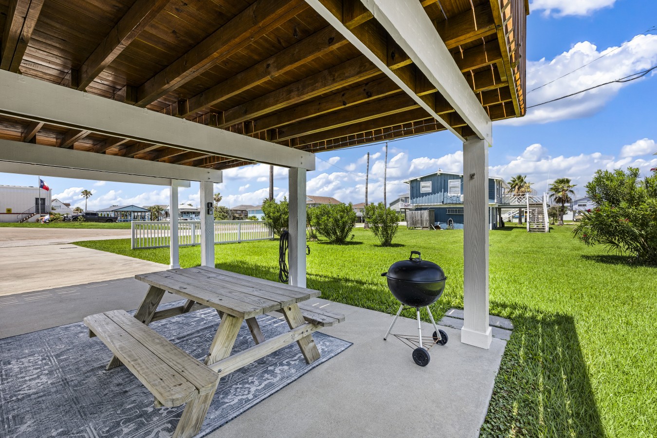 Fire up the grill & enjoy dinner under the open sky
