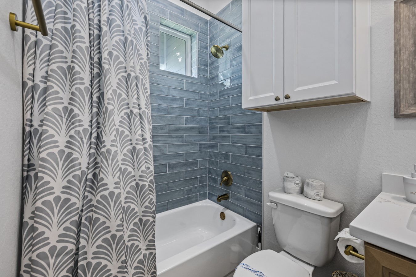 Soak away the day in this beautiful tub & shower