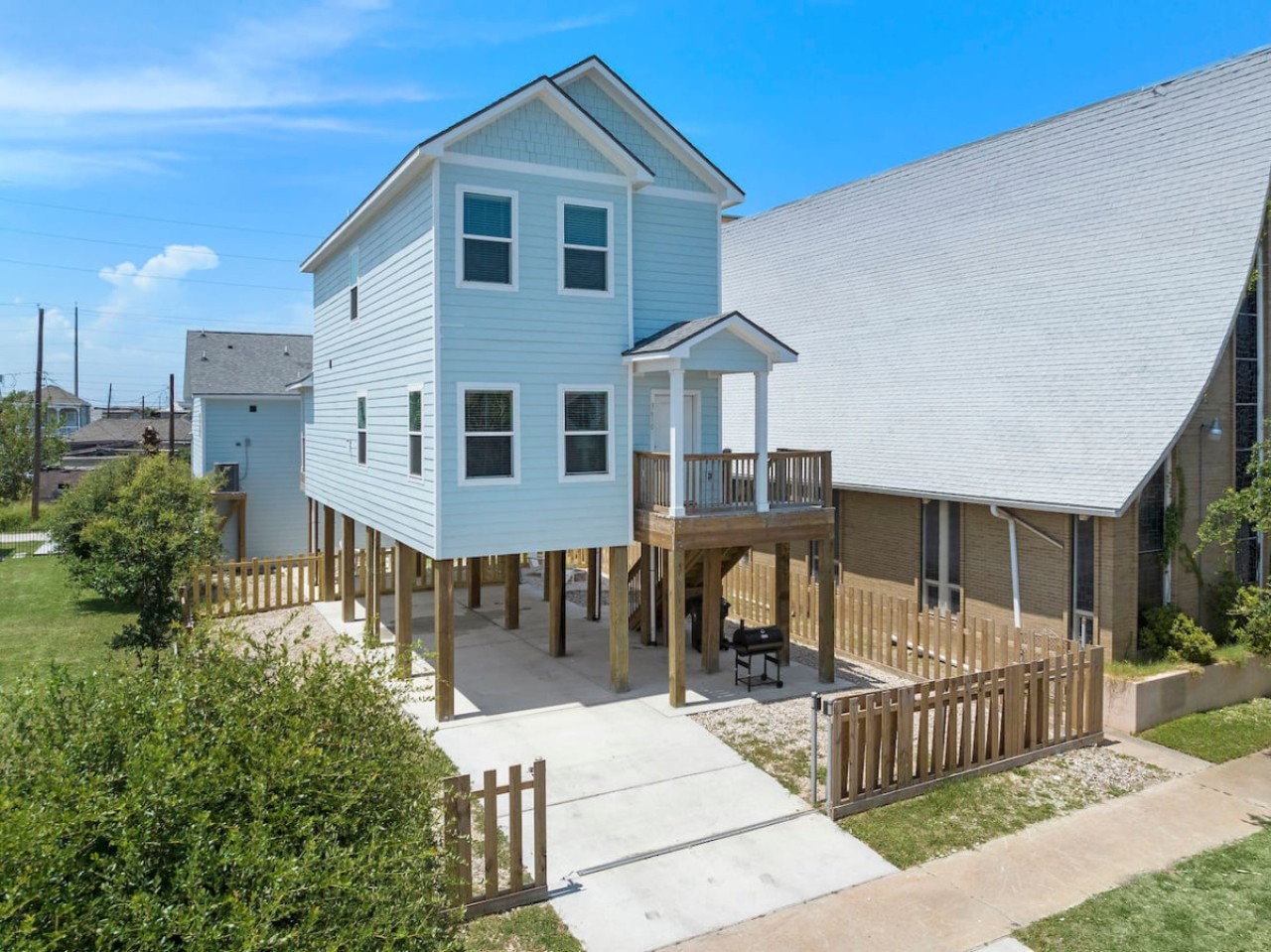 The Big Blue Front House 2