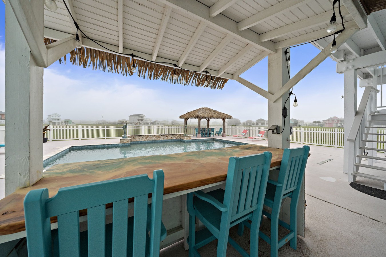 Relax, dine, and unwind in this tropical setup