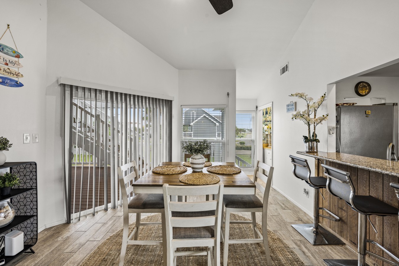 Create lasting memories around the dining table