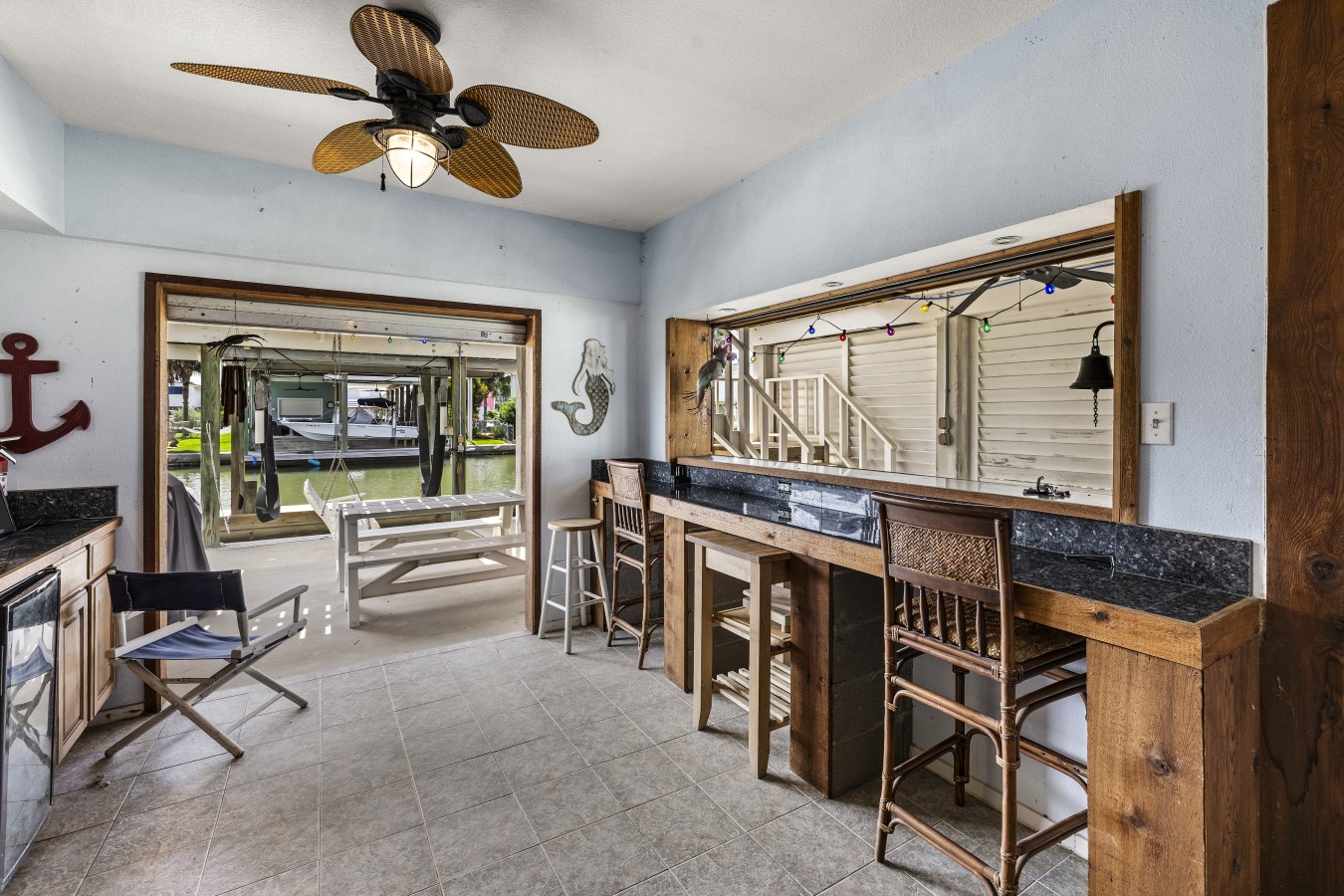 Gather your friends for happy hour in this island oasis