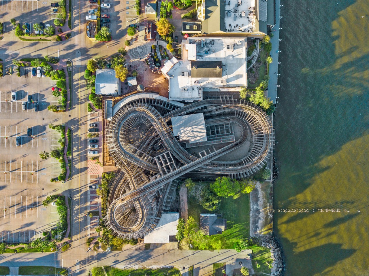 The rollercoaster at the boardwalk
