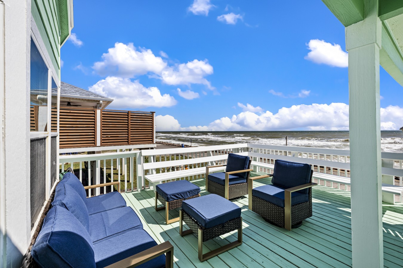 Relax & unwind with a gorgeous view