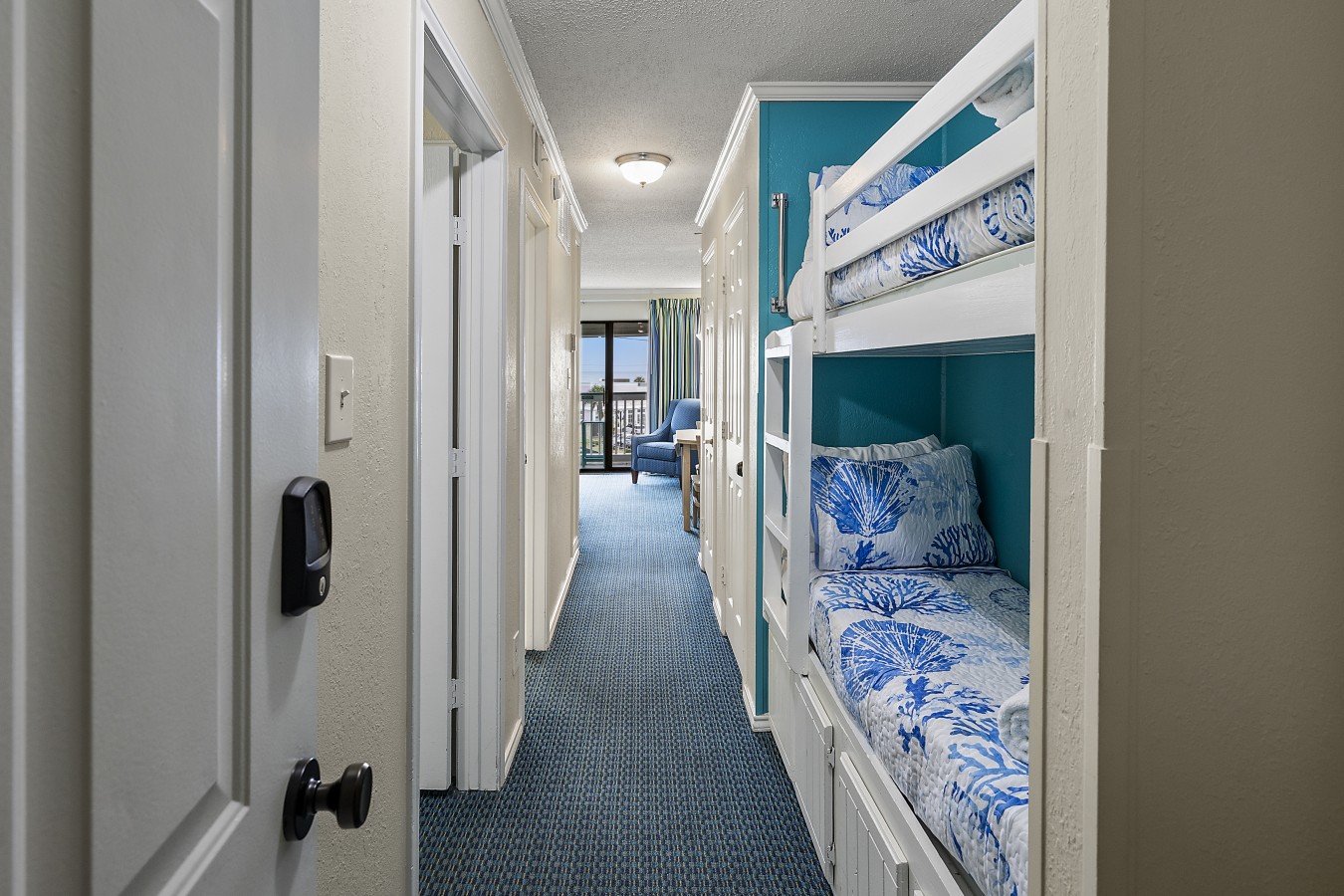 The perfect spot for sleepovers & beach dreams