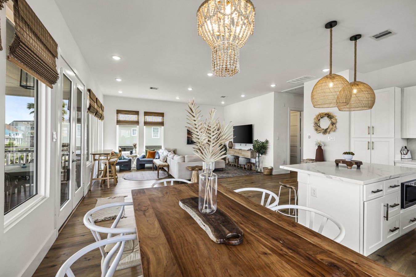 Create lasting memories around the dining table