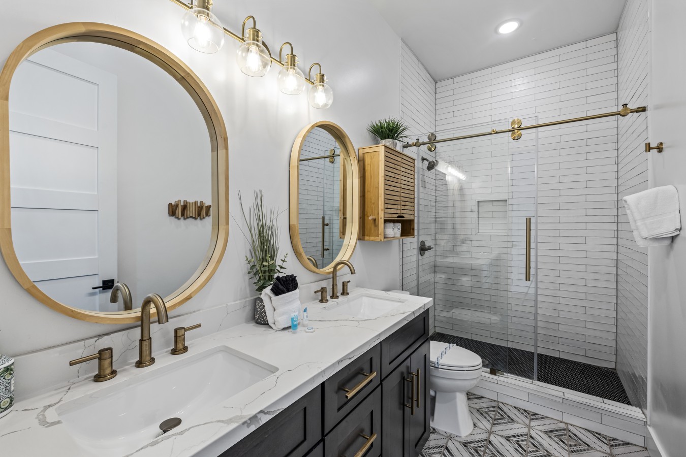 A luxurious bathroom ready for you to enjoy