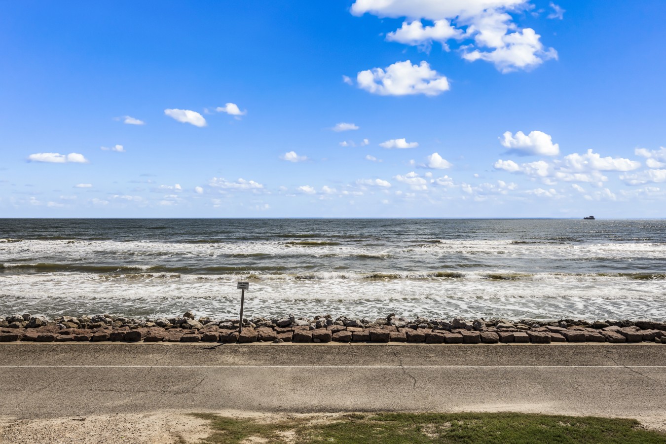 Sunshine, sea breezes & endless ocean views