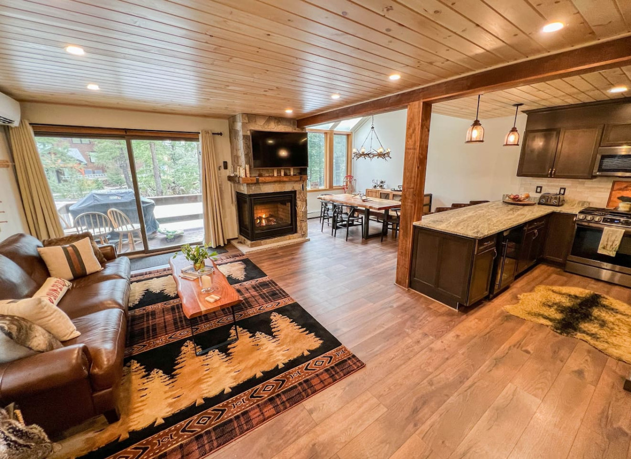 Luxury Attitash Mountainside Home, Rivers + Mtns! - ニュー・ハンプシャー州