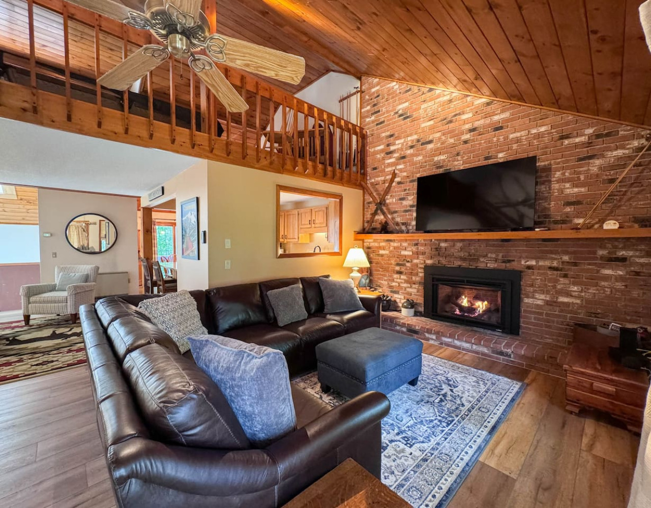 Cozy Fireplace And Pool Table - Charming Retreat - North Conway, NH