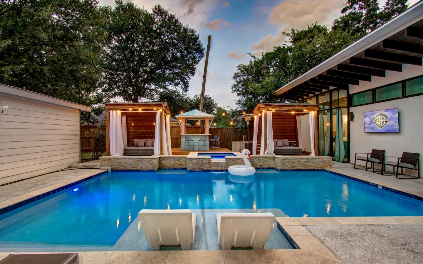 Empress Cabana Spa Bliss - Houston, TX