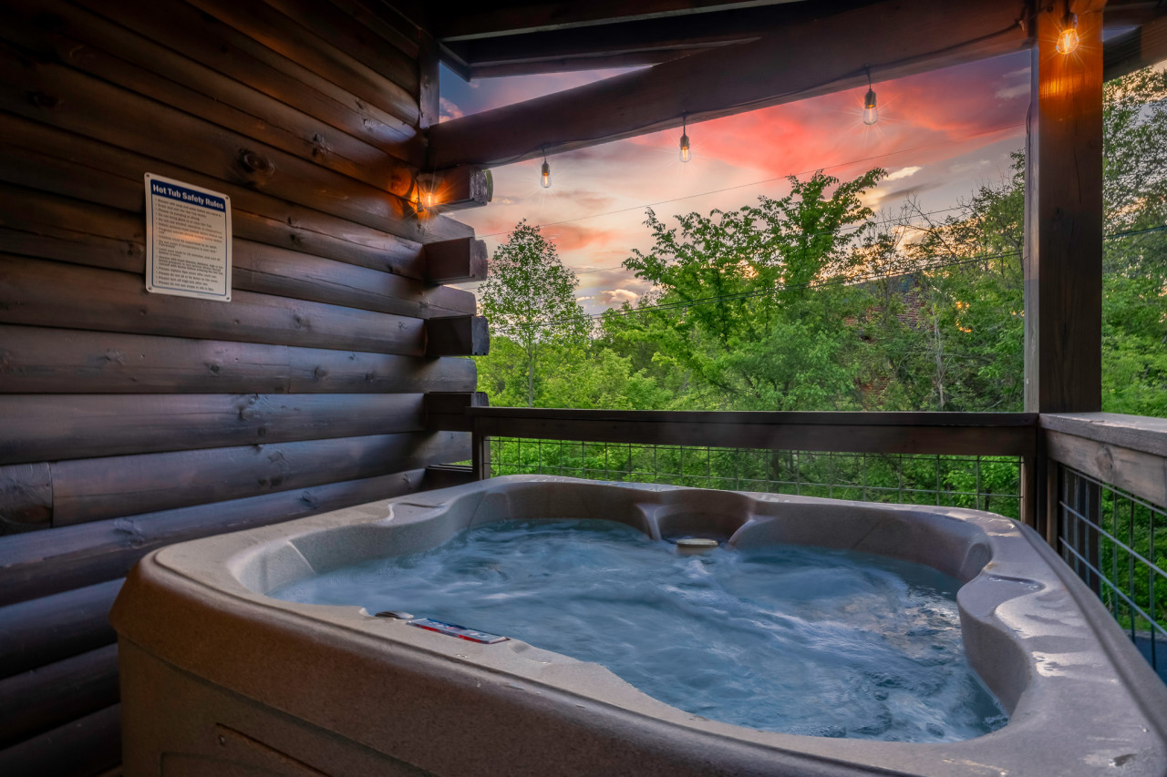 Amenity: Private Hot Tub