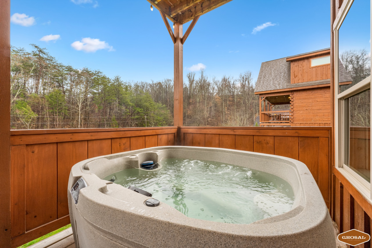 Amenity: Private Hot Tub