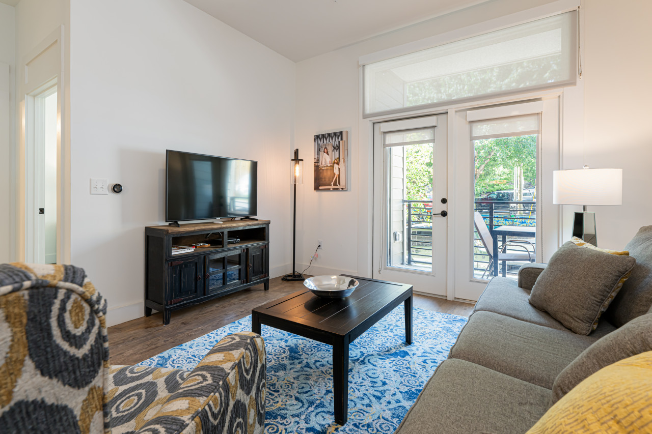 King Bedroom Condo Close To Everything Asheville - Asheville
