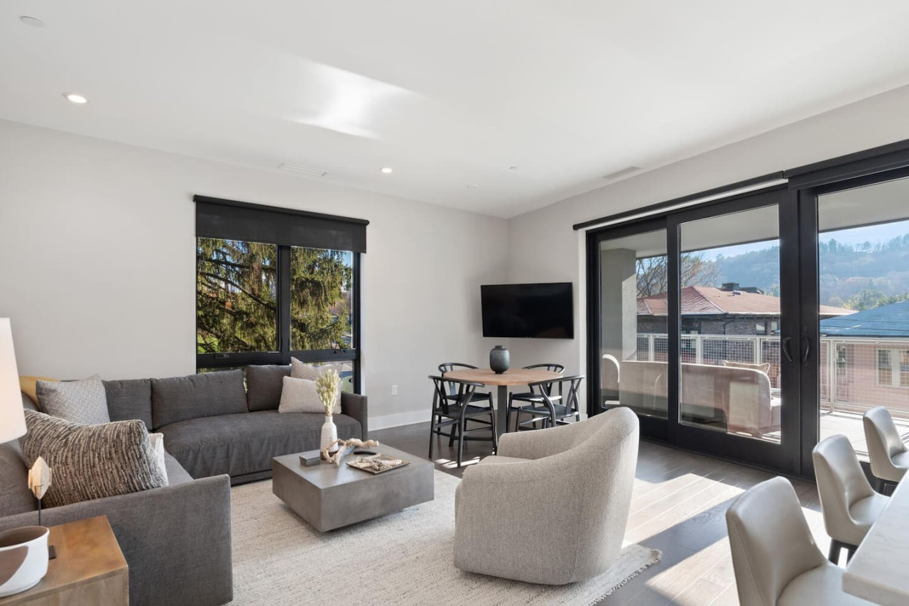 Luxury Condo, Downtown Asheville | Photo 2