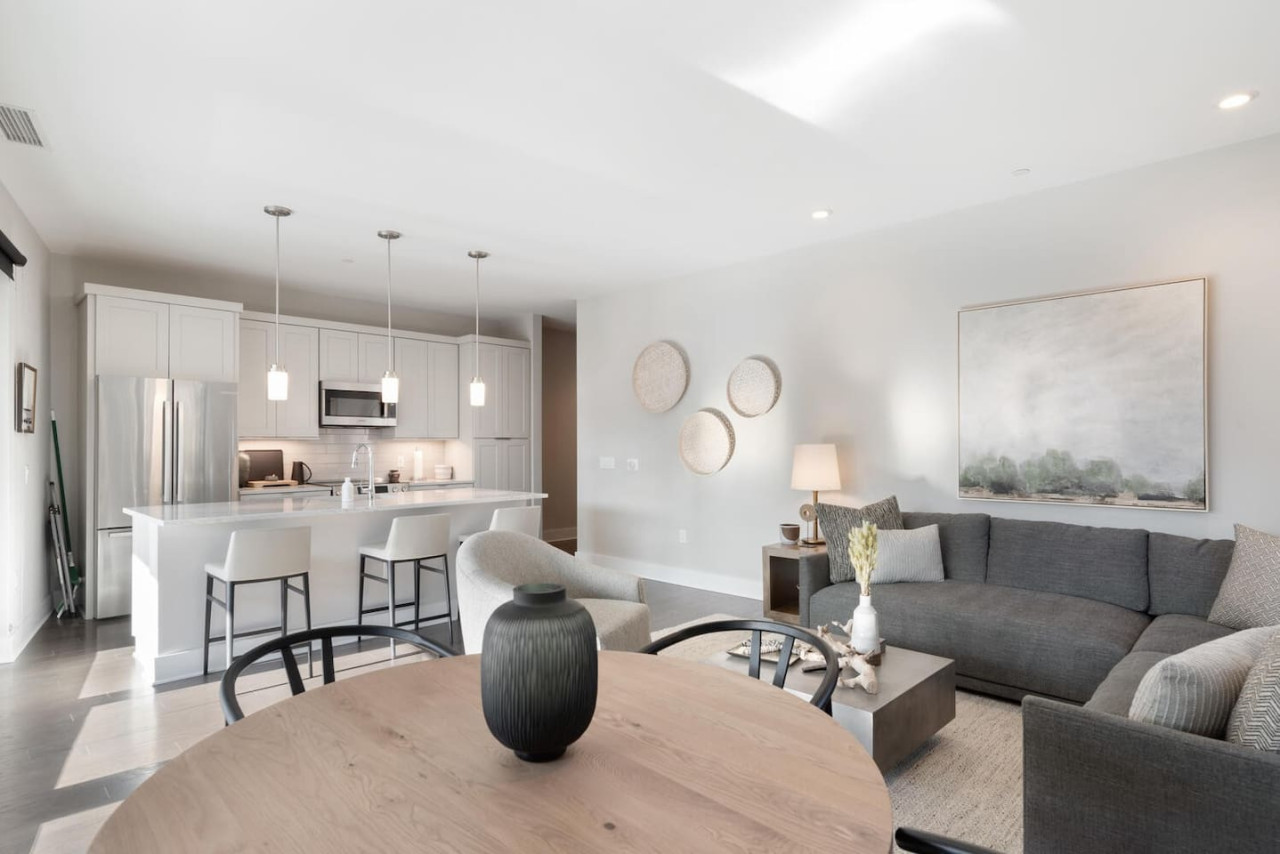 Luxury Condo, Downtown Asheville 5