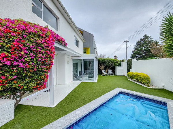 Hidden Gem - Nel on Argyle