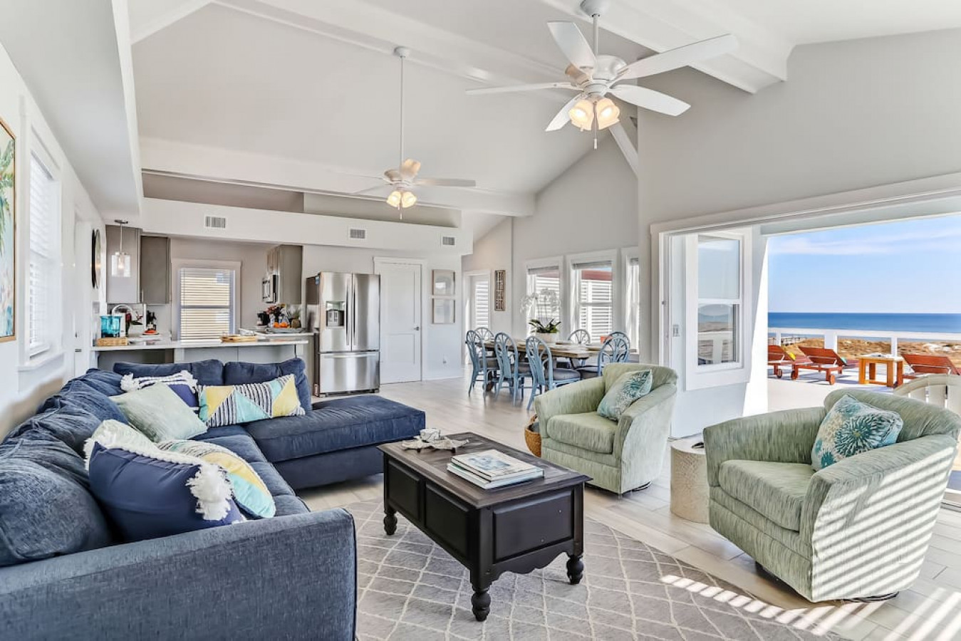 Duke's Beach House photo 1