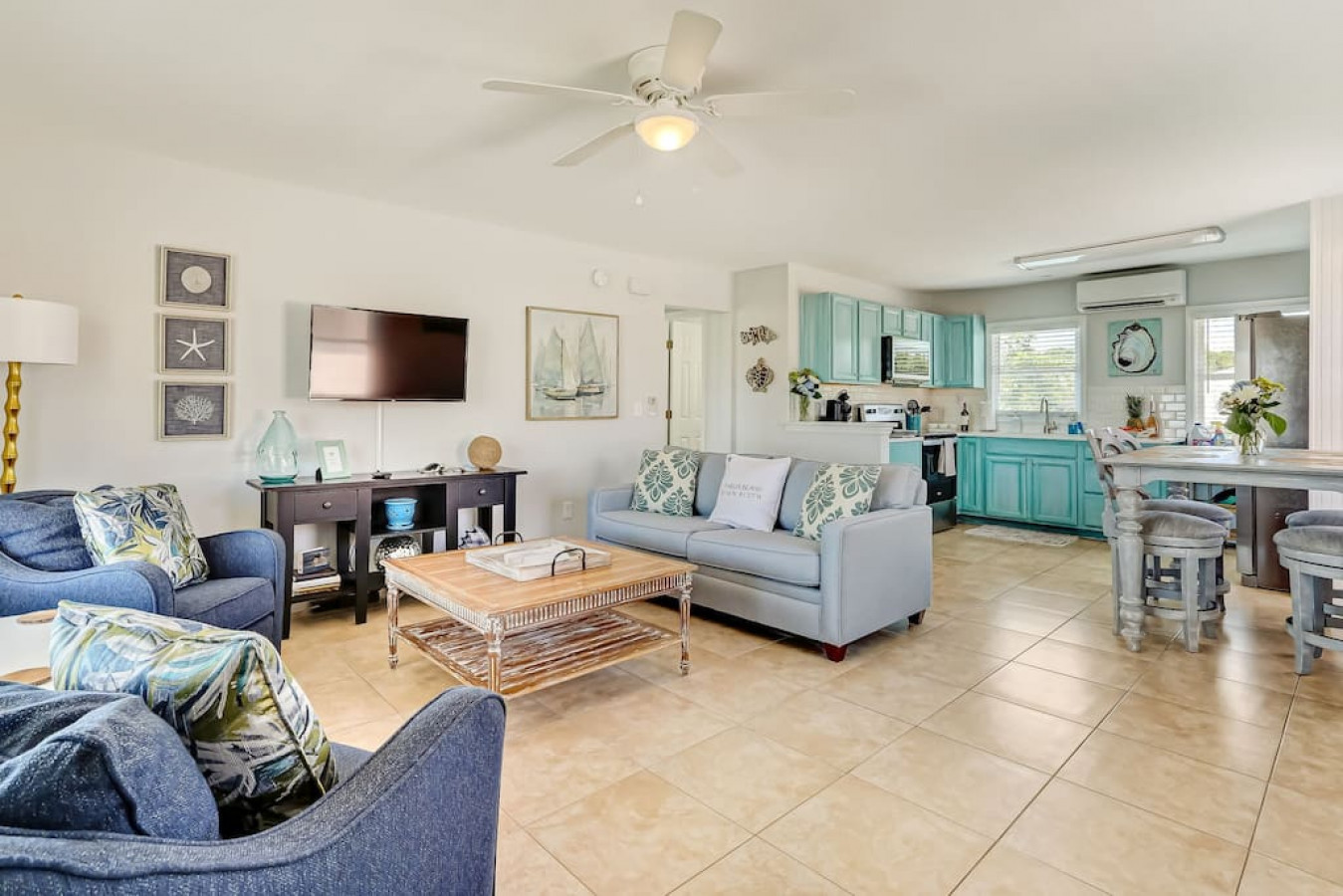 South Beach Cabana Up photo 11
