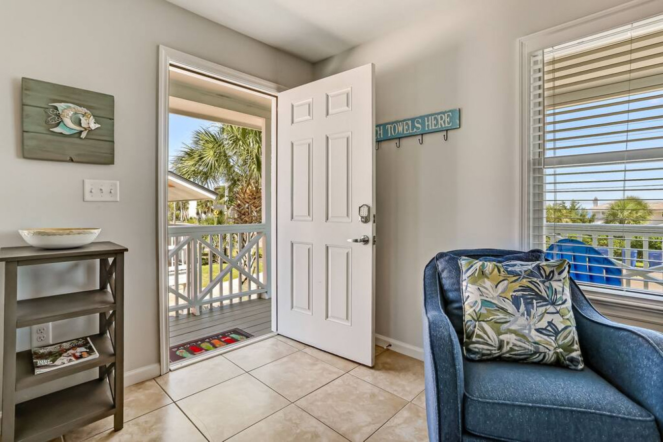 South Beach Cabana Up photo 12