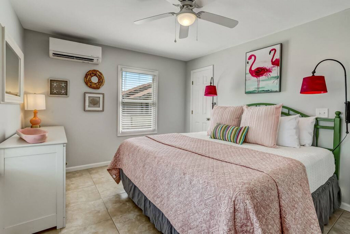South Beach Cabana Up photo 16