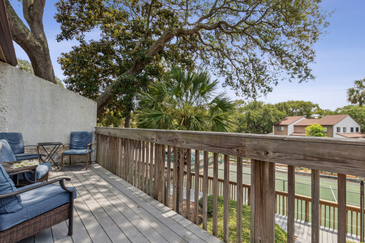 2625 Forest Ridge photo 9