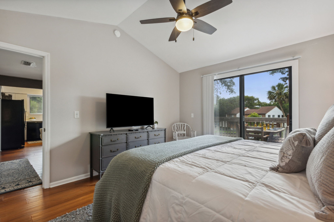 2625 Forest Ridge photo 13