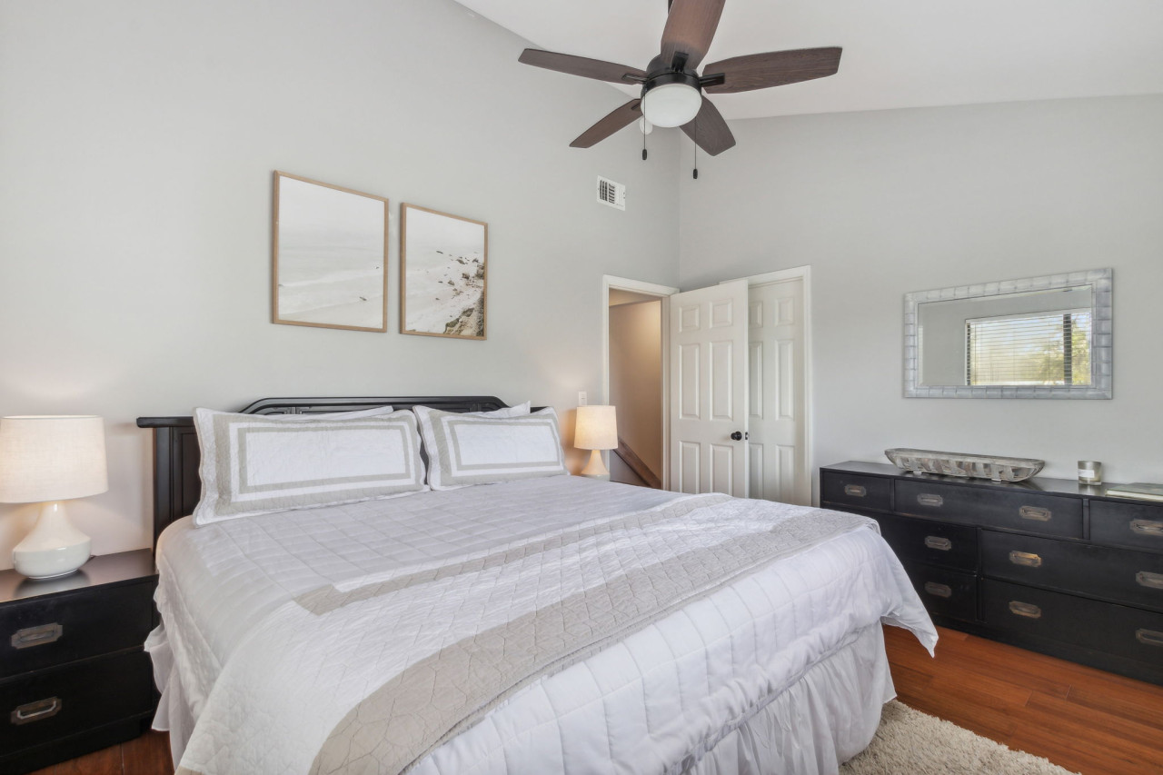 2625 Forest Ridge photo 17