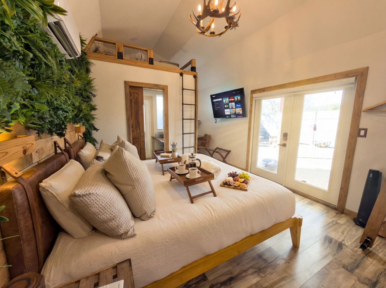 Quiroga cabin interior
