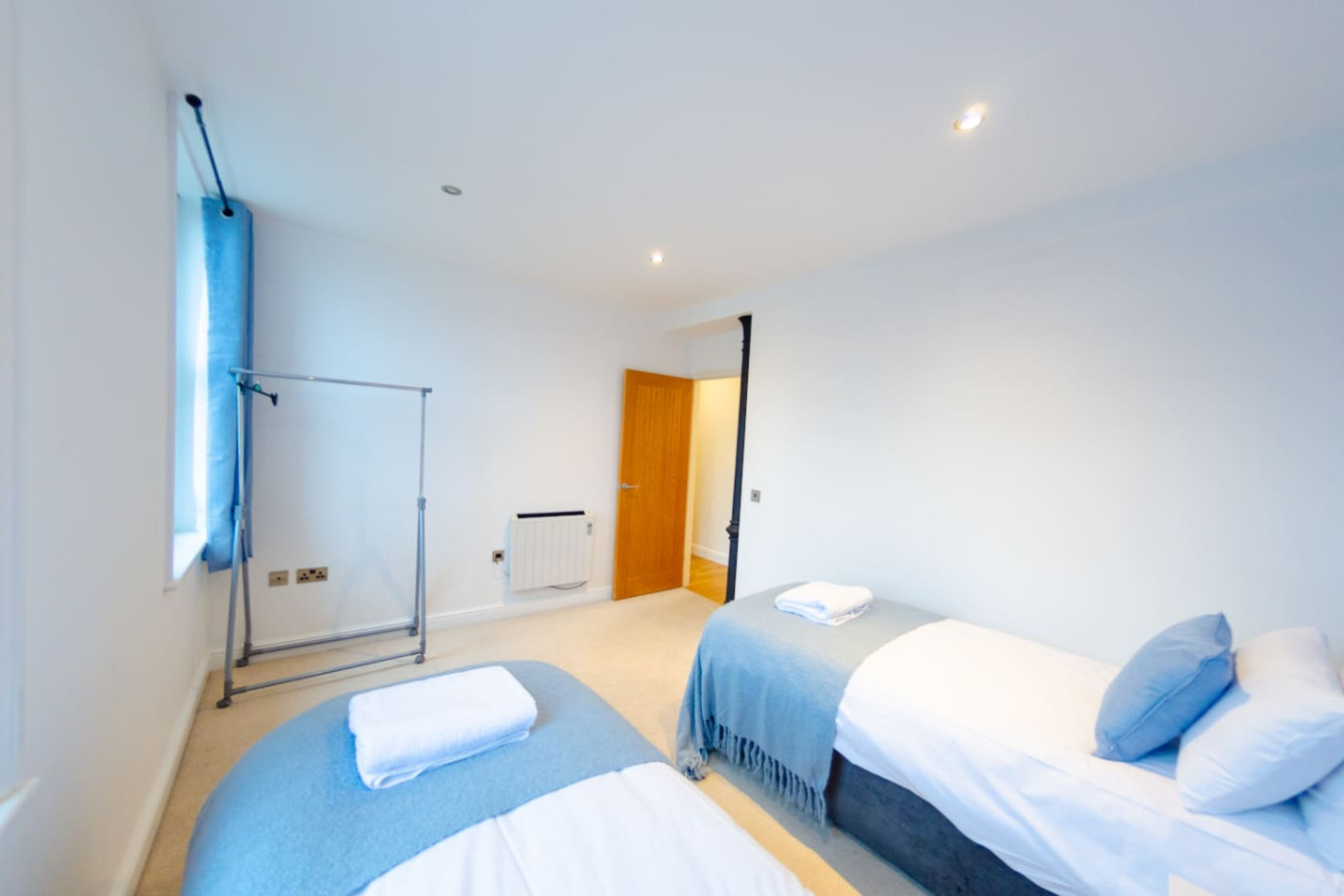 Charlotte House: Central 2BR 2BATH Retreat – Sleeps 6 in 28 Tacket St, Ipswich IP4 1BA, UK - Property image 7 - VivreStays