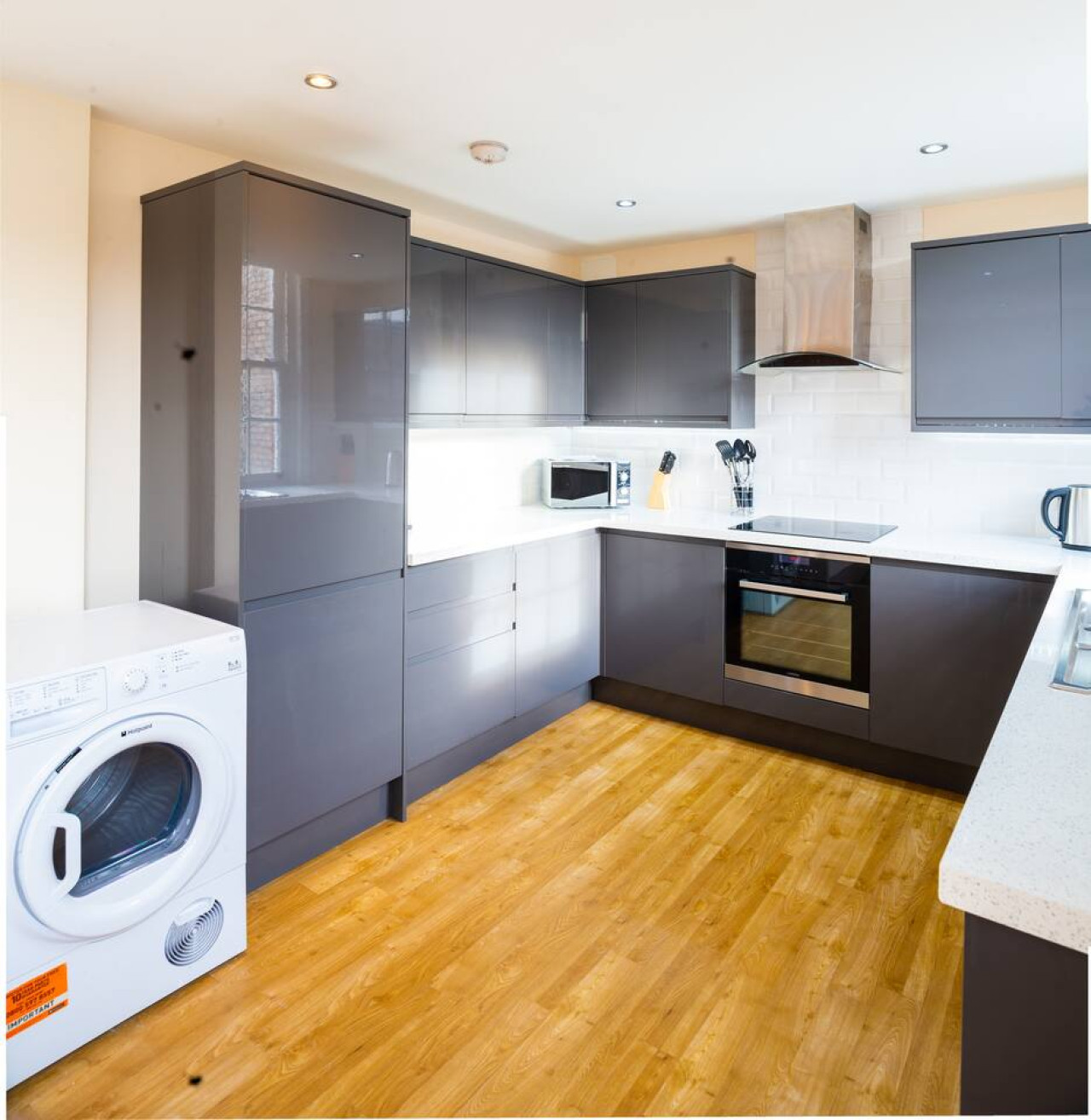 Charlotte House: Prime Location Urban Nest – 2BED 2BATH in 28 Tacket St, Ipswich IP4 1BA, UK - Property image 15 - VivreStays