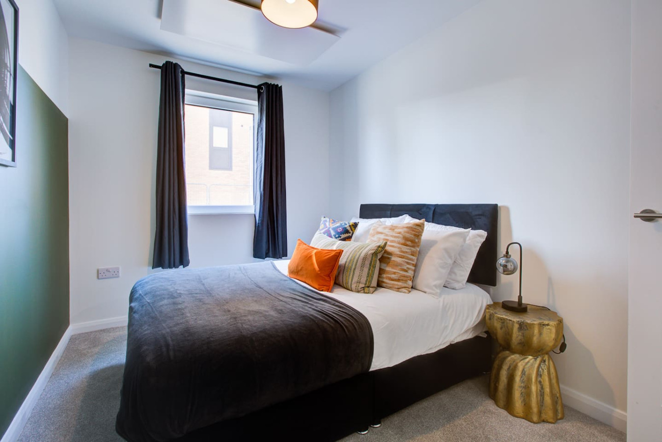 Penny Place Retreat – Central 2BED 2BATH by Station + Free Parking in 14 Penny Place, Ashford TN24 0WJ, UK - Property image 18 - VivreStays