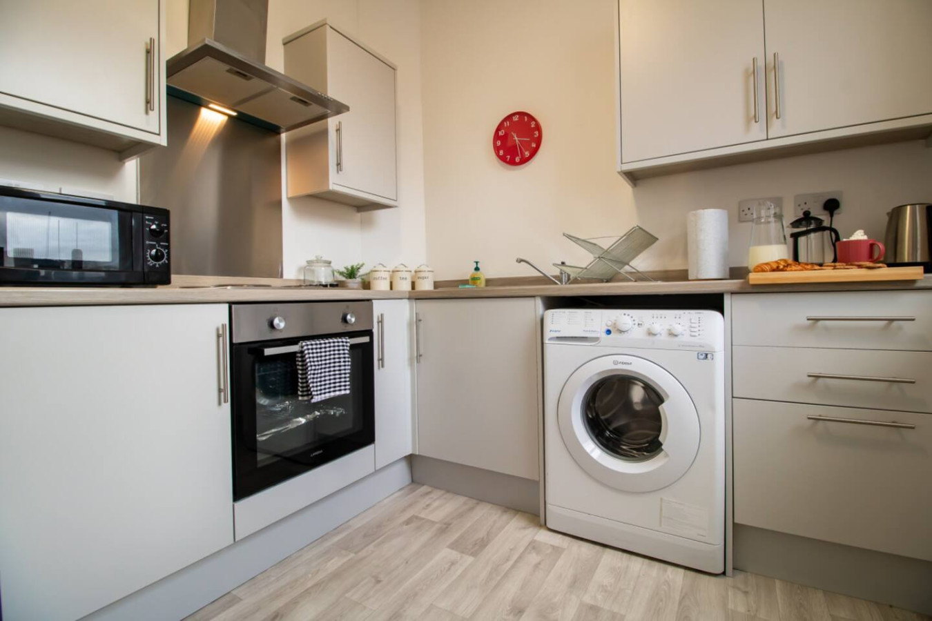 Cozy 1BR flat nestled in the heart of Sunderland in 3Saville Place, England, United Kingdom, SR1 1PA - Property image 8 - VivreStays