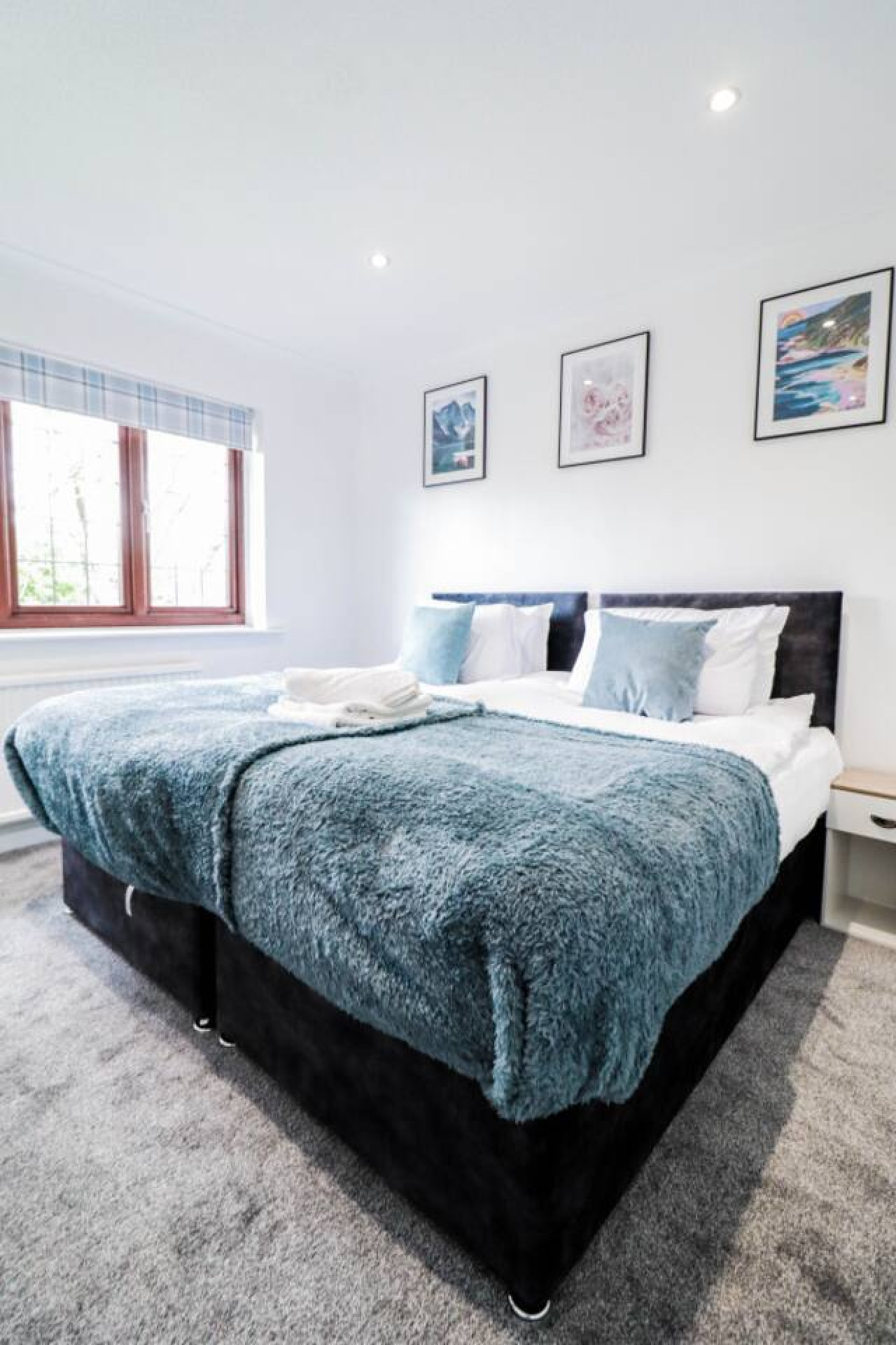 3BR Family Retreat with Free Parking Bexleyheath in 9 Hornbeam Ln, Bexleyheath DA7 6HH, UK - Property image 7 - VivreStays