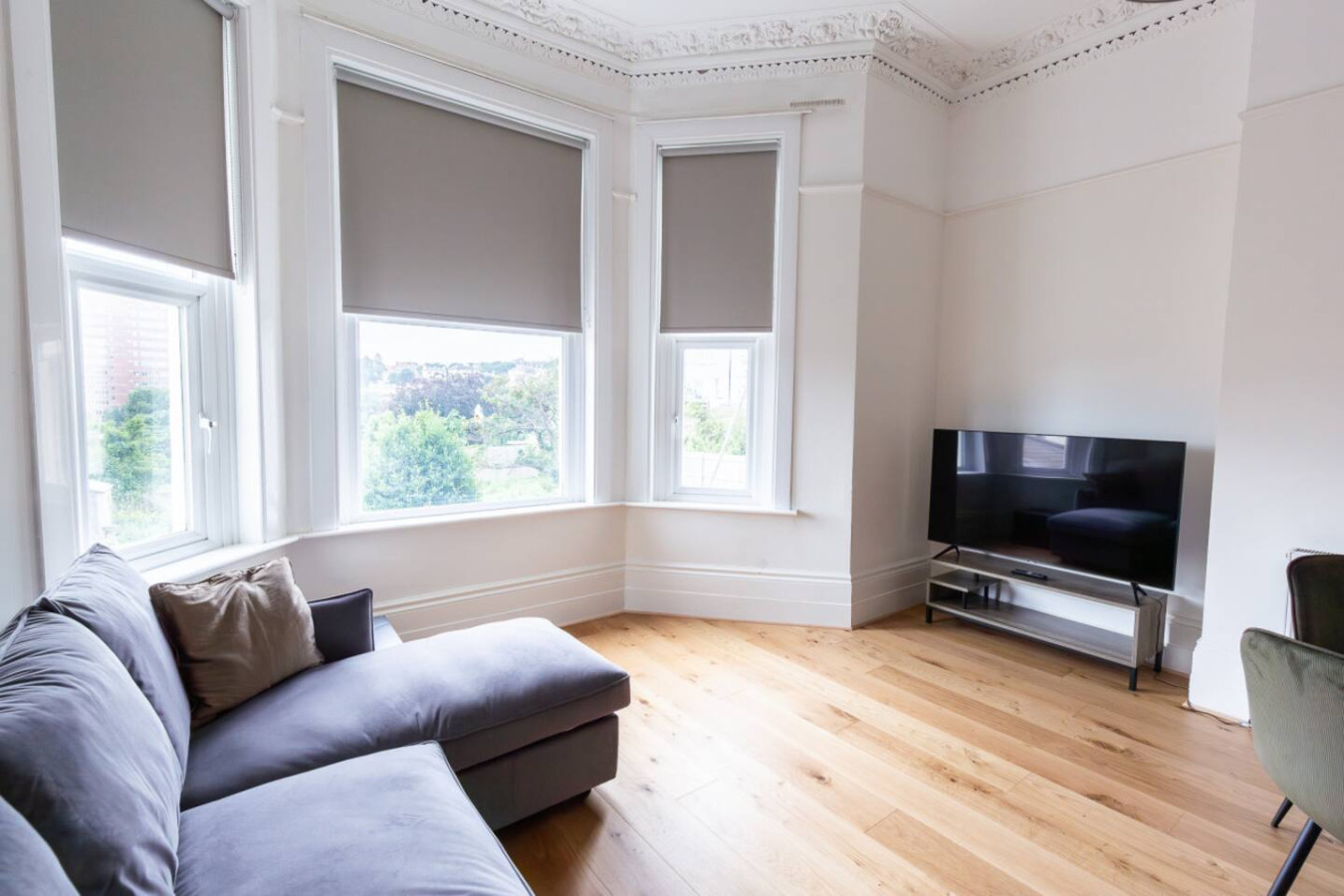 Seaside Sanctuary in St Leonards on Sea - Flat 3 in Flat 3, 56 Church Rd, Hastings, St Leonards, Saint Leonards-on-sea TN37 6HJ, UK - Property image 7 - VivreStays